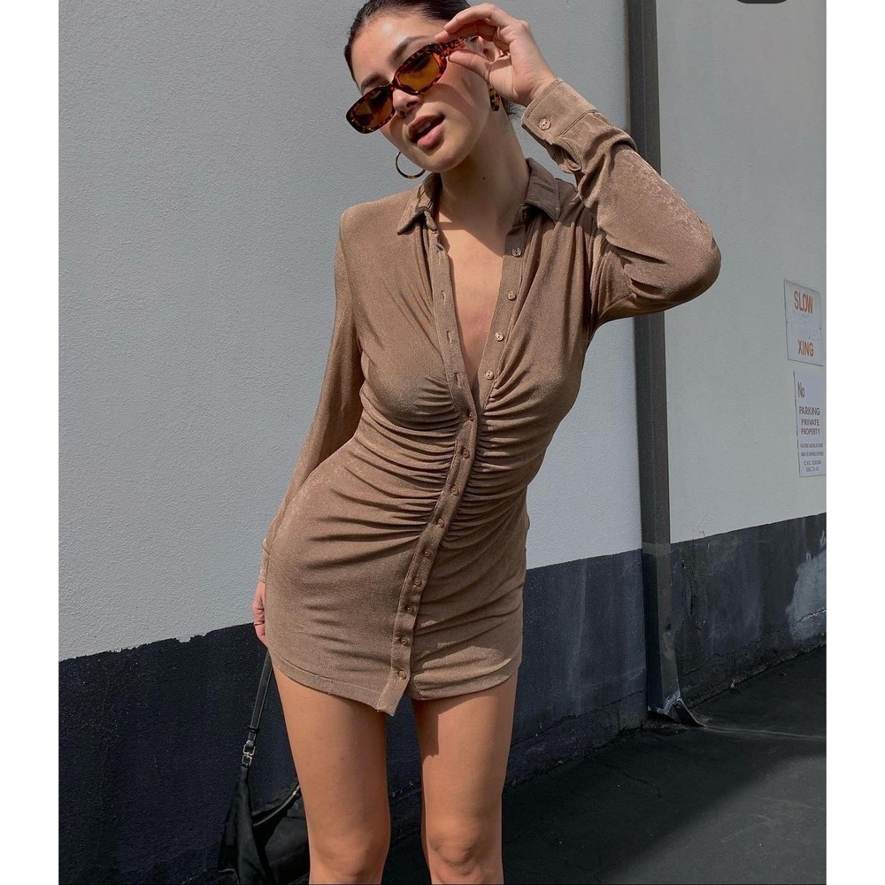 With Jéan Andy Dress Latte Ruched Button Front Mini Dress Size Small